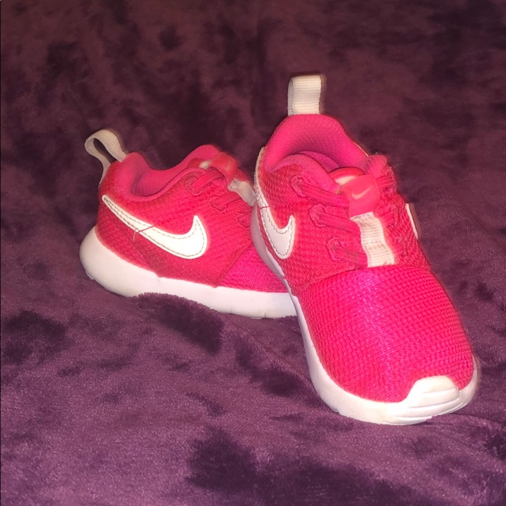 Neon pink and white kids NIKE SHOES
